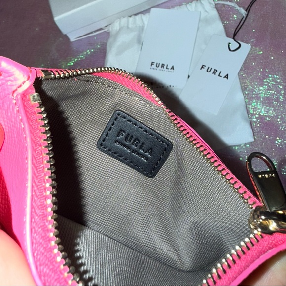 🩷 Furla Wristlet Zip Wallet in Fuxia Fluo - Picture 4 of 5